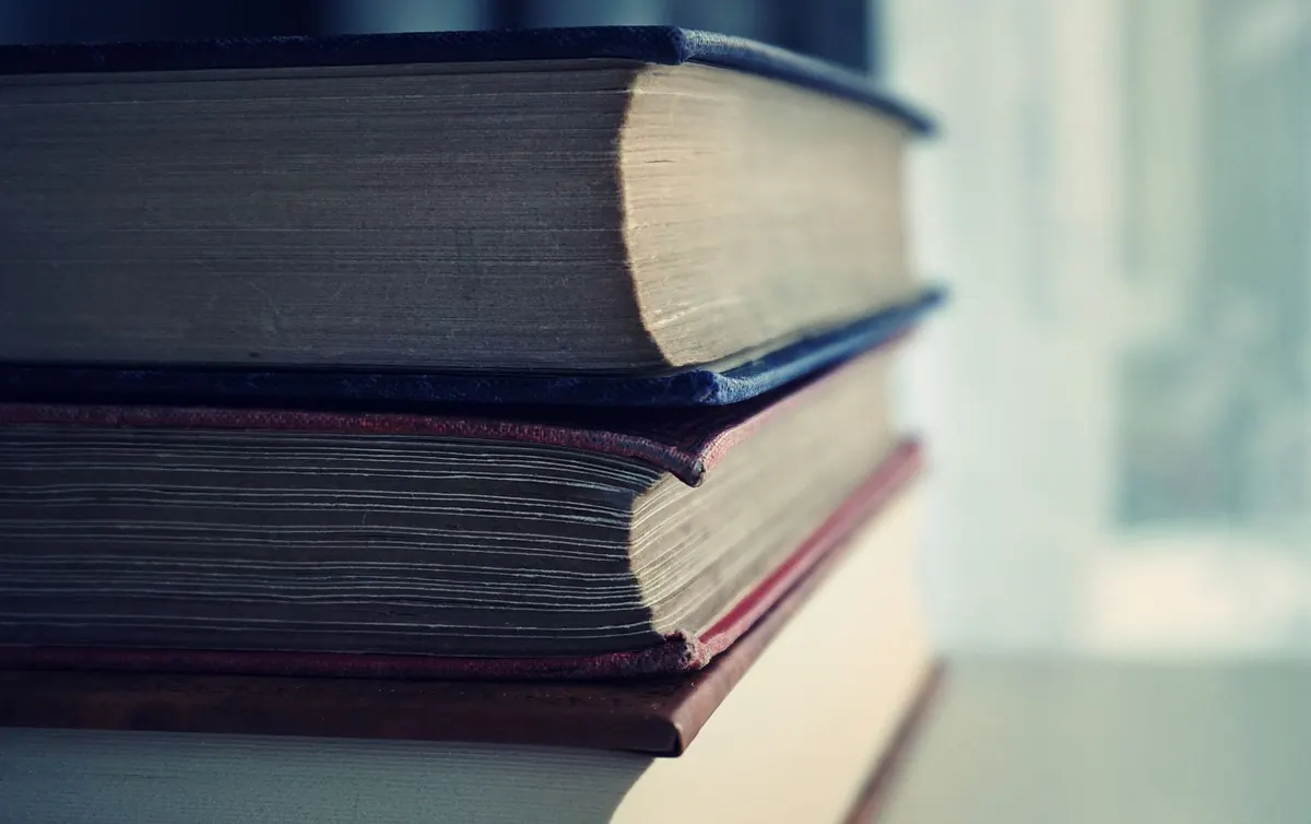 Short Stories vs. Flash Fiction: Which Form Should You Write?